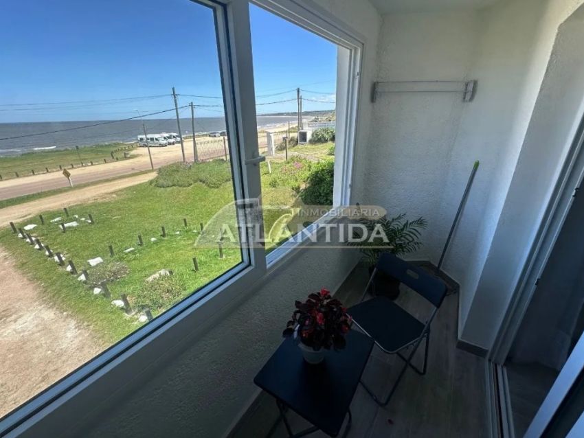 Foto de Venta De Apartamento A Estrenar, Frente A La Rambla De Atlántida, Balcón, 2 Dorm, 1 Baño. Inm Atlántida.