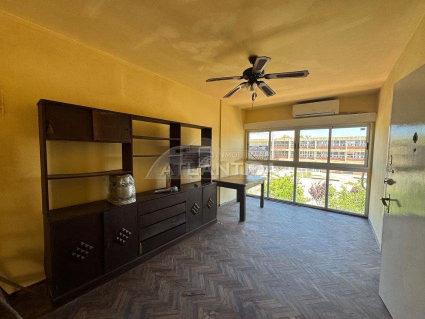 Foto de Alquiler Apartamento Al Frente, 1 Dormitorio En Jacinto Vera, Frente Al Liceo 26. Inm Atlántida