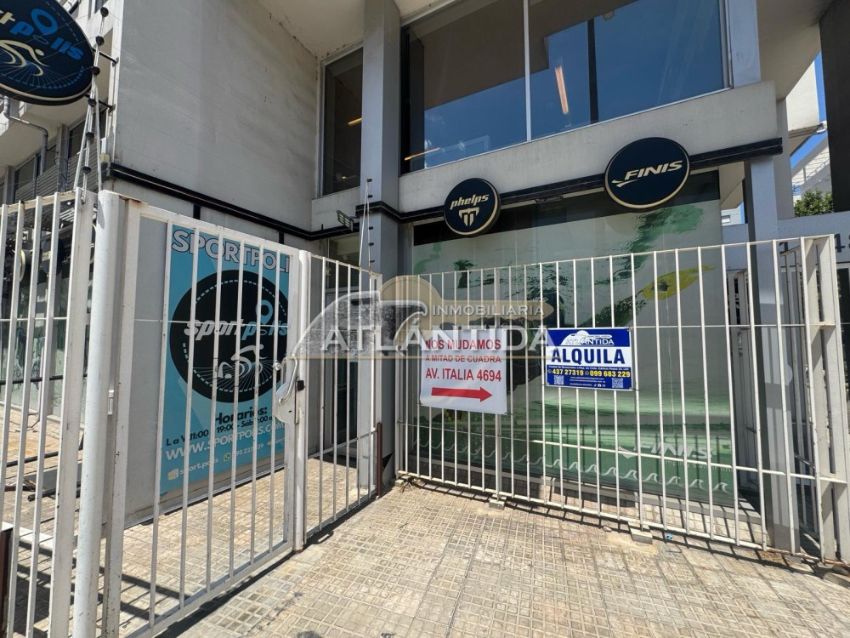 Foto de Alquiler Local Comercial Sobre Av. Italia! Independiente Con Vitrina Al Frente. Inm, Atl&aacute;ntida