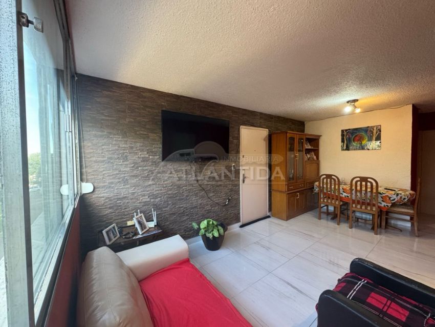 Foto de Venta! Apartamento Independiente Al Frente, De 2 Dormitorios Y 1 Ba&ntilde;o, A Pasos De Camino Carrasco. Inm, Atl&aacute;ntida.